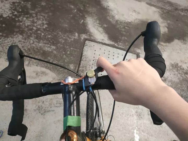 3D printed potentiometer throttle with index-finger lever