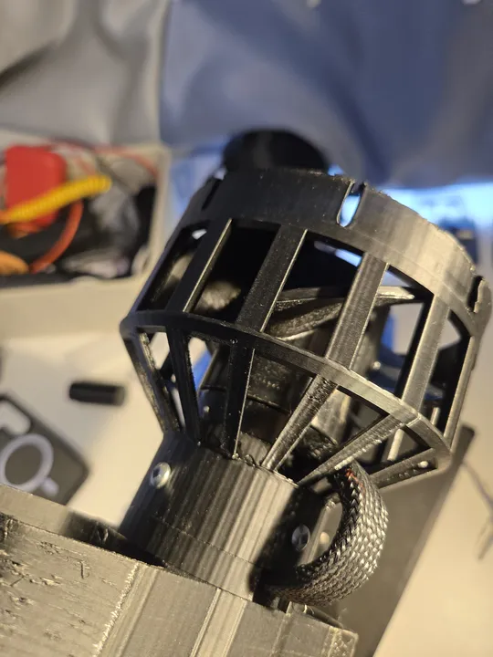 Brushless motor and ESC