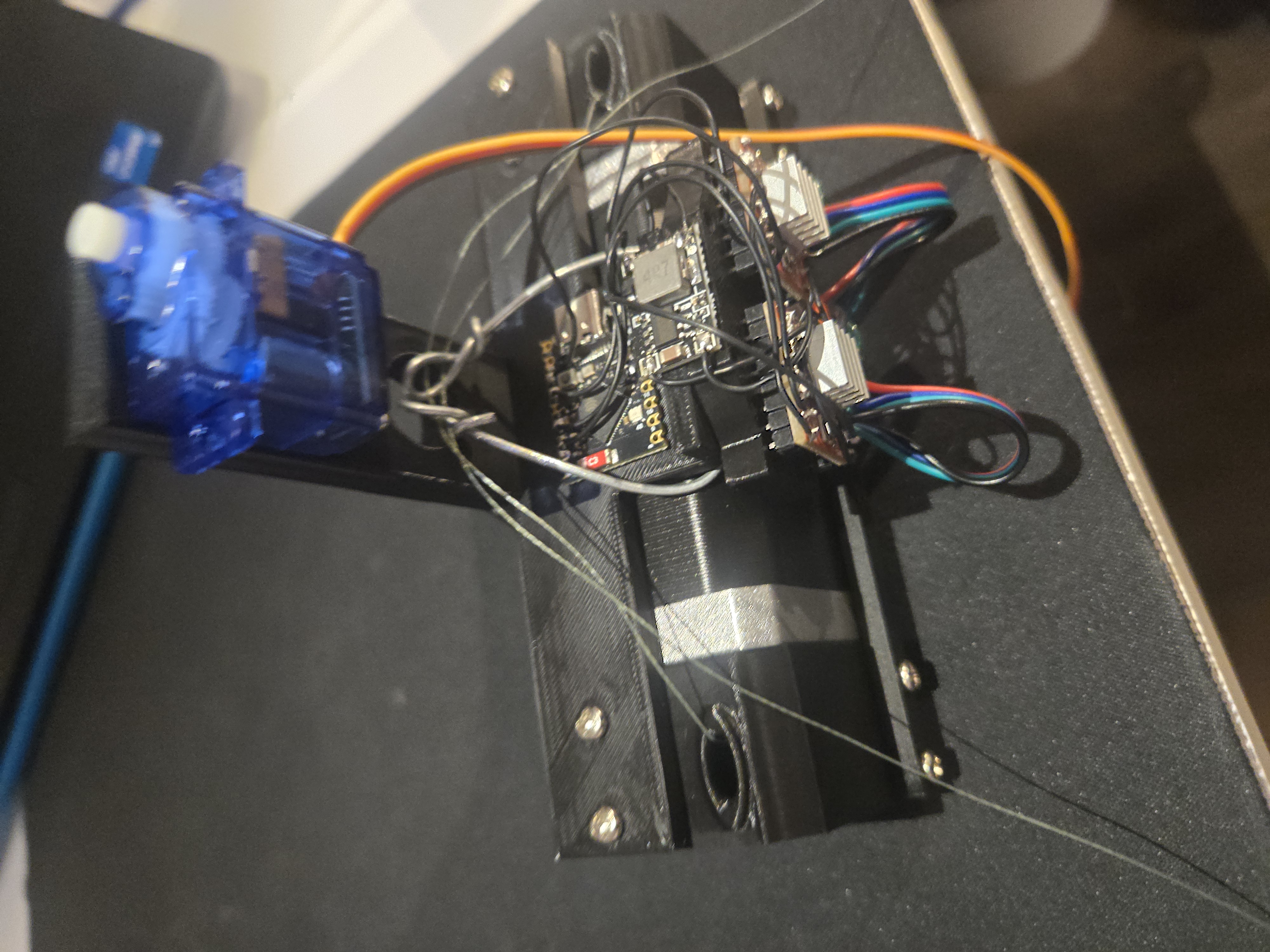 Layout of the electronics inside the v plotter